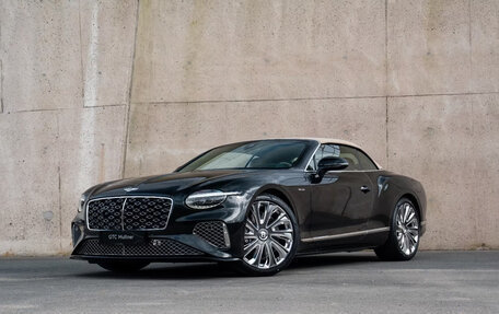 Bentley Continental GT, 2026 год, 49 000 000 рублей, 6 фотография