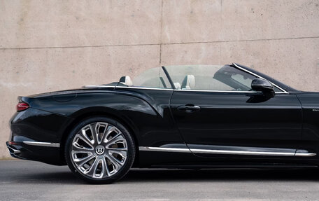 Bentley Continental GT, 2026 год, 49 000 000 рублей, 8 фотография