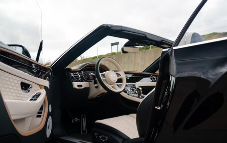 Bentley Continental GT, 2026 год, 49 000 000 рублей, 17 фотография