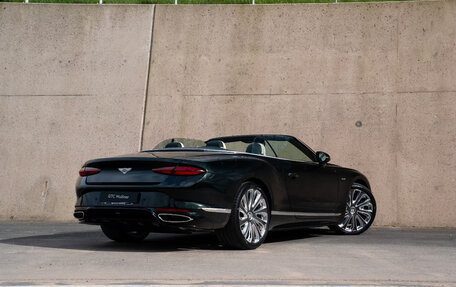 Bentley Continental GT, 2026 год, 49 000 000 рублей, 11 фотография