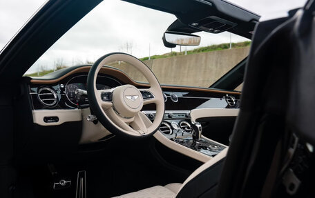 Bentley Continental GT, 2026 год, 49 000 000 рублей, 23 фотография