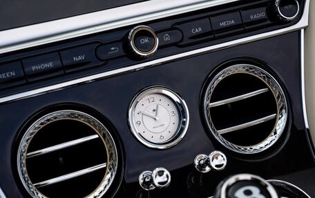 Bentley Continental GT, 2026 год, 49 000 000 рублей, 24 фотография