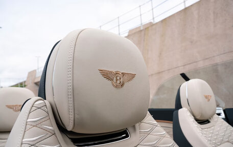 Bentley Continental GT, 2026 год, 49 000 000 рублей, 32 фотография