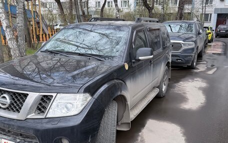 Nissan Pathfinder, 2011 год, 950 000 рублей, 2 фотография