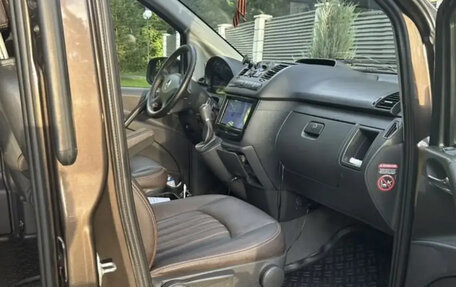 Mercedes-Benz Vito, 2013 год, 2 200 000 рублей, 3 фотография
