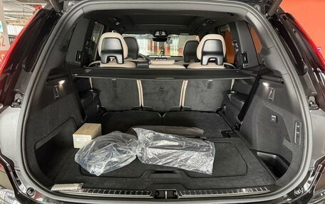 Volvo XC90 II рестайлинг, 2025 год, 13 000 000 рублей, 8 фотография