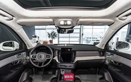 Volvo XC90 II рестайлинг, 2025 год, 14 000 000 рублей, 16 фотография