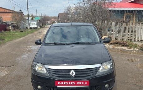 Renault Logan I, 2014 год, 500 000 рублей, 2 фотография