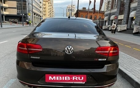 Volkswagen Passat B8 рестайлинг, 2015 год, 1 500 000 рублей, 4 фотография