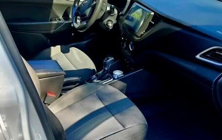 Hyundai Solaris II рестайлинг, 2017 год, 1 250 000 рублей, 7 фотография