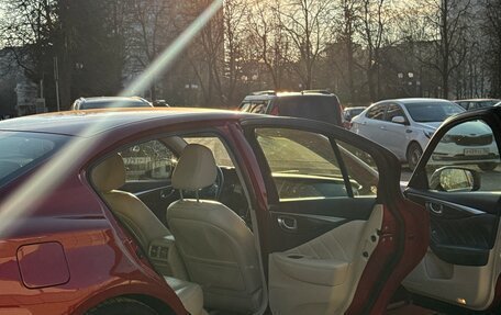 Infiniti Q50 I рестайлинг, 2015 год, 1 450 000 рублей, 4 фотография