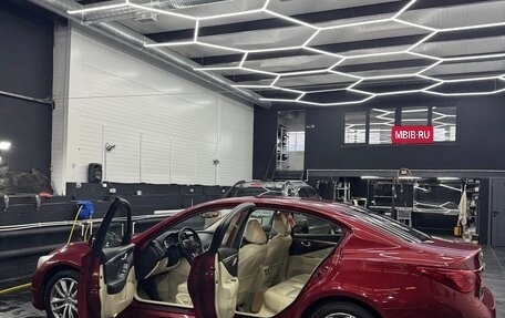 Infiniti Q50 I рестайлинг, 2015 год, 1 450 000 рублей, 13 фотография