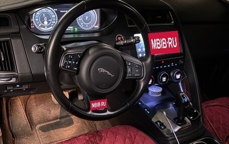 Jaguar E-Pace, 2019 год, 2 450 000 рублей, 10 фотография