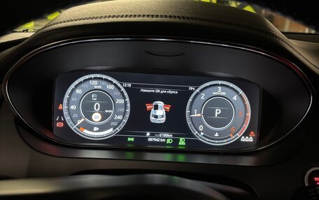 Jaguar E-Pace, 2019 год, 2 450 000 рублей, 11 фотография