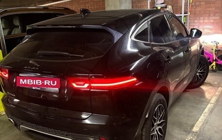 Jaguar E-Pace, 2019 год, 2 450 000 рублей, 13 фотография