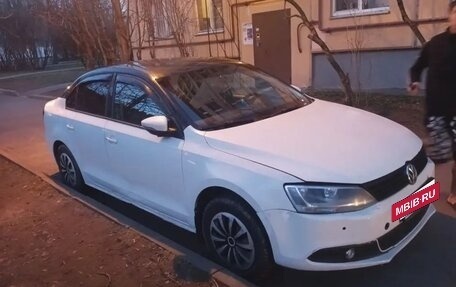 Volkswagen Jetta VI, 2014 год, 199 000 рублей, 5 фотография