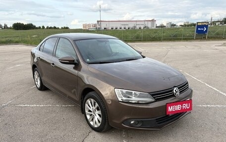 Volkswagen Jetta VI, 2012 год, 888 000 рублей, 7 фотография