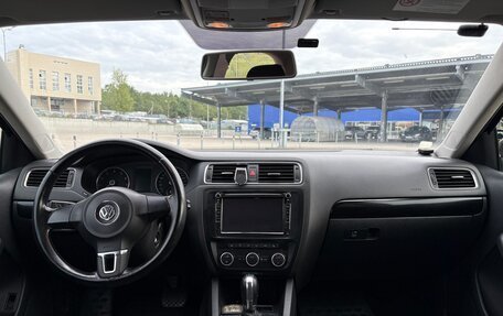 Volkswagen Jetta VI, 2012 год, 888 000 рублей, 10 фотография