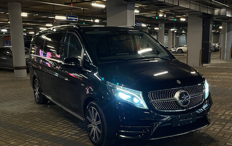 Mercedes-Benz V-Класс, 2023 год, 7 200 000 рублей, 3 фотография