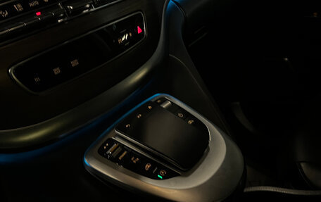 Mercedes-Benz V-Класс, 2023 год, 7 200 000 рублей, 11 фотография