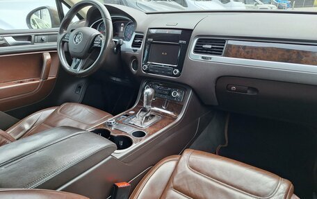 Volkswagen Touareg III, 2012 год, 1 450 000 рублей, 16 фотография
