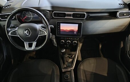 Renault Duster, 2021 год, 1 780 000 рублей, 10 фотография