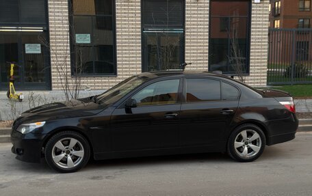 BMW 5 серия, 2004 год, 860 000 рублей, 3 фотография