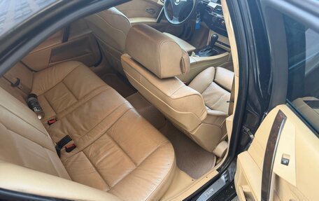 BMW 5 серия, 2004 год, 860 000 рублей, 10 фотография