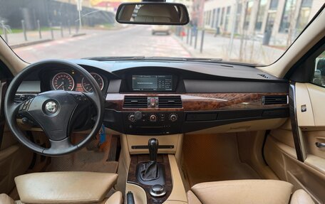 BMW 5 серия, 2004 год, 860 000 рублей, 8 фотография