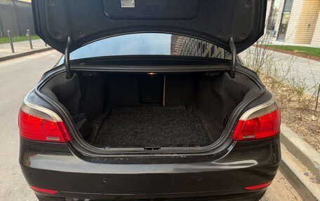 BMW 5 серия, 2004 год, 860 000 рублей, 12 фотография