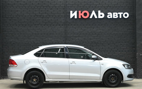 Volkswagen Polo VI (EU Market), 2013 год, 700 000 рублей, 10 фотография