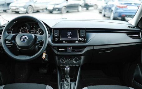 Skoda Rapid II, 2020 год, 1 699 000 рублей, 8 фотография