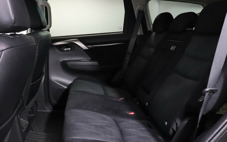 Mitsubishi Pajero Sport III рестайлинг, 2019 год, 3 199 000 рублей, 10 фотография