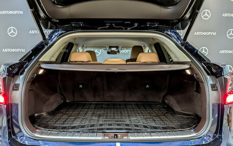 Lexus RX IV рестайлинг, 2017 год, 4 150 000 рублей, 10 фотография