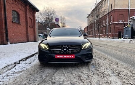 Mercedes-Benz E-Класс, 2019 год, 3 550 000 рублей, 1 фотография