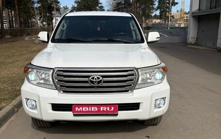 Toyota Land Cruiser 200, 2012 год, 2 950 000 рублей, 1 фотография