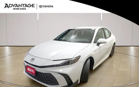 Toyota Camry, 2025 год, 5 600 000 рублей, 1 фотография