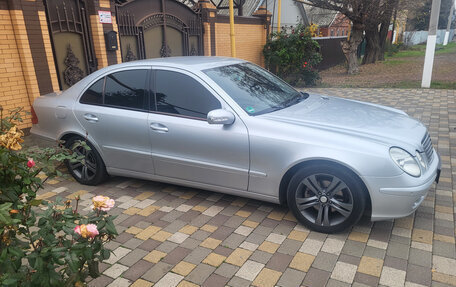 Mercedes-Benz E-Класс, 2005 год, 1 430 000 рублей, 6 фотография