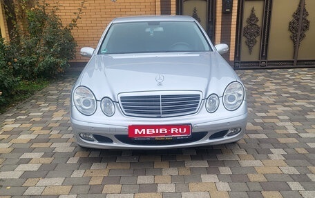 Mercedes-Benz E-Класс, 2005 год, 1 430 000 рублей, 2 фотография