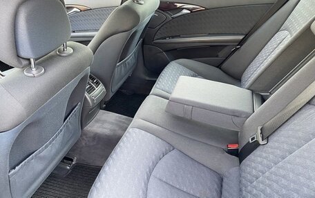 Mercedes-Benz E-Класс, 2005 год, 1 430 000 рублей, 14 фотография