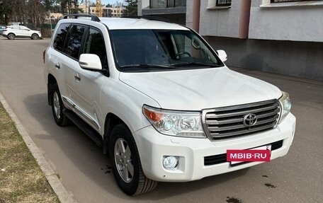 Toyota Land Cruiser 200, 2012 год, 2 950 000 рублей, 3 фотография