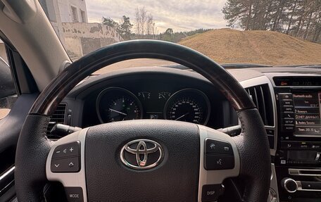 Toyota Land Cruiser 200, 2012 год, 2 950 000 рублей, 10 фотография