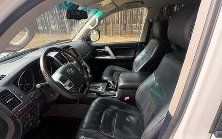 Toyota Land Cruiser 200, 2012 год, 2 950 000 рублей, 12 фотография