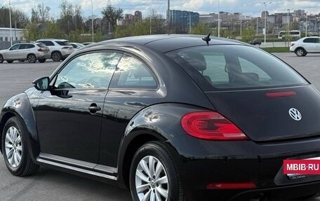 Volkswagen Beetle, 2013 год, 1 385 000 рублей, 3 фотография