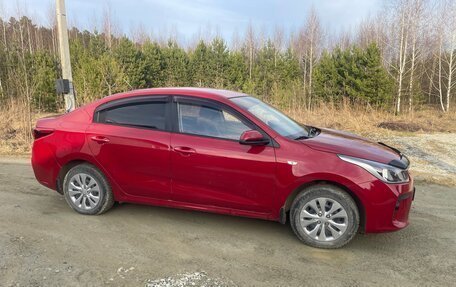 KIA Rio IV, 2017 год, 1 295 000 рублей, 4 фотография