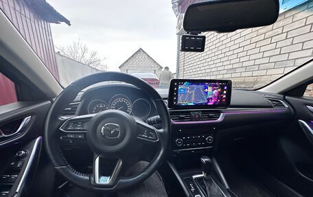 Mazda 6, 2017 год, 2 270 000 рублей, 13 фотография