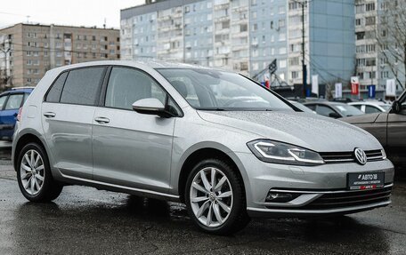 Volkswagen Golf VII, 2018 год, 1 949 000 рублей, 4 фотография