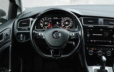Volkswagen Golf VII, 2018 год, 1 949 000 рублей, 16 фотография