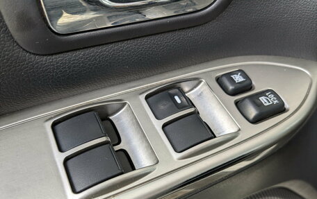 Mitsubishi Pajero IV, 2017 год, 3 450 000 рублей, 9 фотография