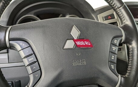 Mitsubishi Pajero IV, 2017 год, 3 450 000 рублей, 5 фотография